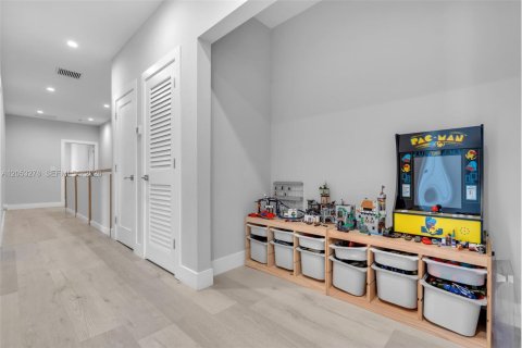 Touwnhouse à vendre à Miami, Floride: 3 chambres, 212.19 m2 № 2247889 - photo 29