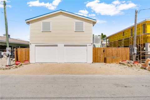 House in Marathon, Florida 3 bedrooms, 98.1 sq.m. № 1712053 - photo 30