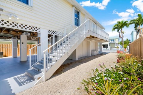 House in Marathon, Florida 3 bedrooms, 98.1 sq.m. № 1712053 - photo 8