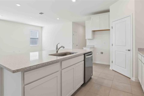 Casa en venta en Wildwood, Florida, 3 dormitorios, 168.71 m2 № 1835196 - foto 12