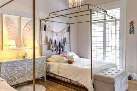 Adosado en venta en Coral Gables, Florida, 4 dormitorios, 323.76 m2 № 2008729 - foto 28