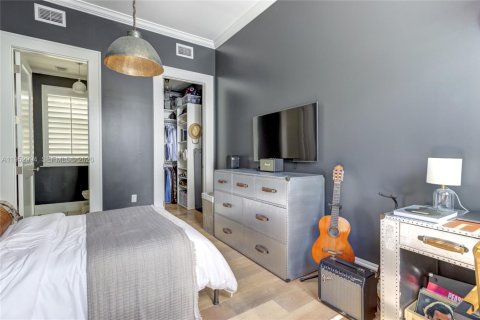 Adosado en venta en Coral Gables, Florida, 4 dormitorios, 323.76 m2 № 2008729 - foto 18