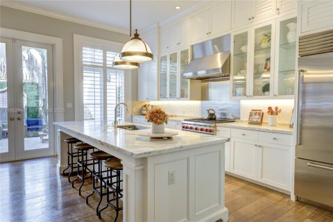 Adosado en venta en Coral Gables, Florida, 4 dormitorios, 323.76 m2 № 2008729 - foto 9