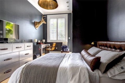 Adosado en venta en Coral Gables, Florida, 4 dormitorios, 323.76 m2 № 2008729 - foto 21