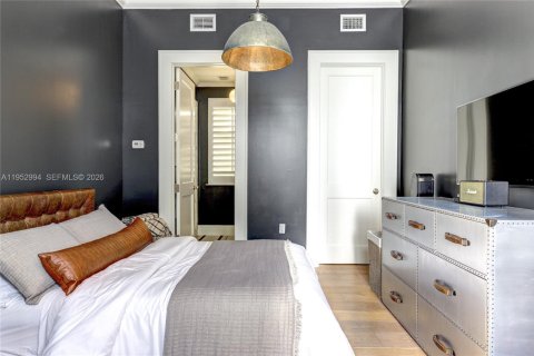 Adosado en venta en Coral Gables, Florida, 4 dormitorios, 323.76 m2 № 2008729 - foto 19