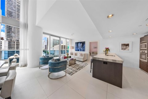 Купить кондоминиум в Майами, Флорида 2 спальни, 138.8м2, № 1979935 - фото 4