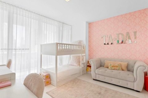 Купить кондоминиум в Майами, Флорида 2 спальни, 138.8м2, № 1979935 - фото 11