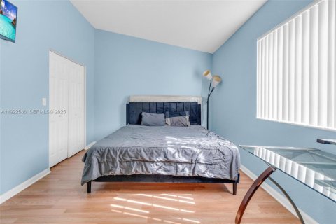 Купить таунхаус в Мирамар, Флорида 2 спальни, 117.99м2, № 1976480 - фото 21