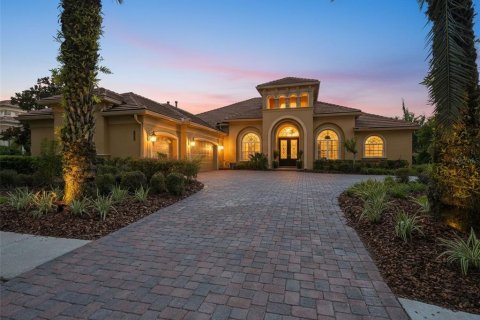 Casa en Tampa, Florida 4 dormitorios, 355.72 m2 № 2380811