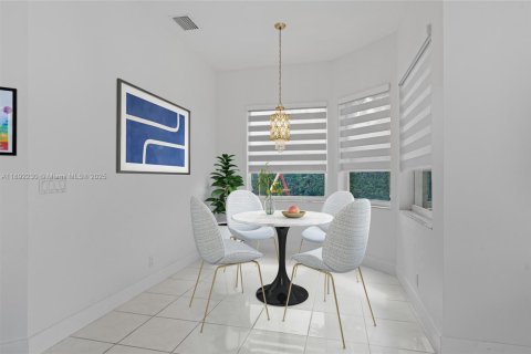 Villa ou maison à vendre à Weston, Floride: 5 chambres, 353.86 m2 № 1946211 - photo 22