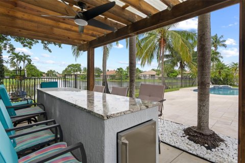 Villa ou maison à vendre à Weston, Floride: 5 chambres, 353.86 m2 № 1946211 - photo 5