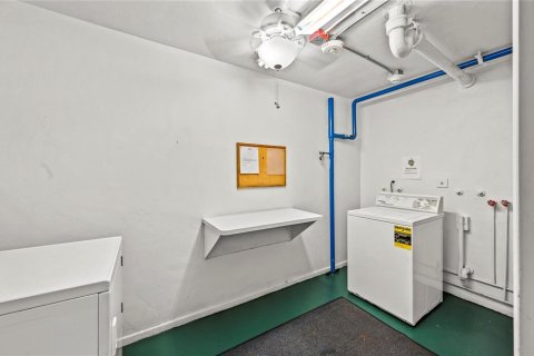 Купить кондоминиум в Помпано-Бич, Флорида 3 комнаты, 130.06м2, № 2083476 - фото 29
