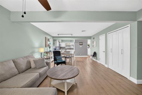 Copropriété à vendre à Summerfield, Floride: 2 chambres, 102.1 m2 № 2406299 - photo 14