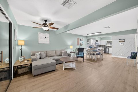 Copropriété à vendre à Summerfield, Floride: 2 chambres, 102.1 m2 № 2406299 - photo 13