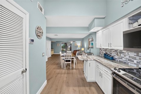 Copropriété à vendre à Summerfield, Floride: 2 chambres, 102.1 m2 № 2406299 - photo 25