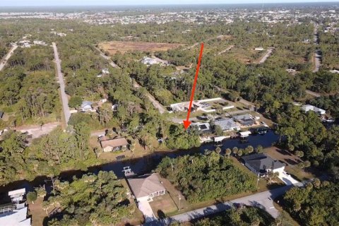 Terreno en venta en Port Charlotte, Florida № 2103998 - foto 7