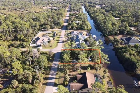 Terreno en venta en Port Charlotte, Florida № 2103998 - foto 4