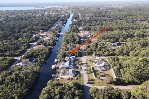 Terreno en venta en Port Charlotte, Florida № 2103998 - foto 8