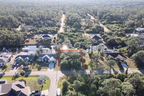 Terreno en venta en Port Charlotte, Florida № 2103998 - foto 2