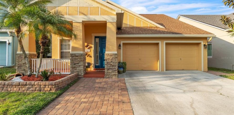 House in Orlando, Florida 3 bedrooms, 162.21 sq.m. № 1658410