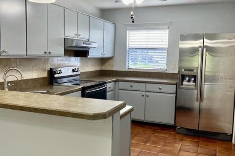 Casa en venta en Kissimmee, Florida, 3 dormitorios, 123.47 m2 № 2235321 - foto 10
