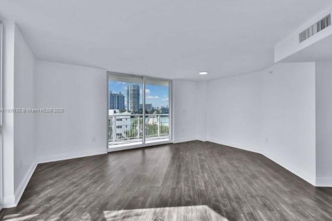 Купить кондоминиум в Майами-Бич, Флорида 2 спальни, 103.12м2, № 1964815 - фото 9