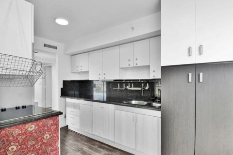 Купить кондоминиум в Майами-Бич, Флорида 2 спальни, 103.12м2, № 1964815 - фото 24