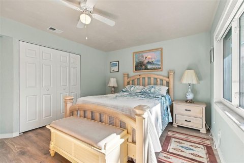 Villa ou maison à vendre à Palm Harbor, Floride: 2 chambres, 152.64 m2 № 2420492 - photo 26