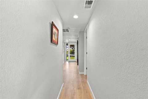 Villa ou maison à vendre à Palm Harbor, Floride: 2 chambres, 152.64 m2 № 2420492 - photo 30