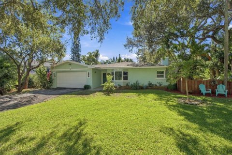 Villa ou maison à Palm Harbor, Floride 2 chambres, 152.64 m2 № 2420492