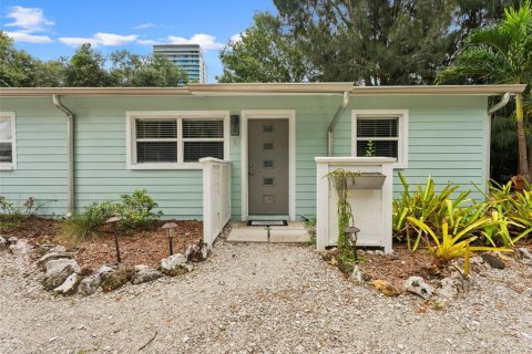 Apartamento en alquiler en Tampa, Florida, 2 dormitorios, 69.68 m2 № 1913447 - foto 1