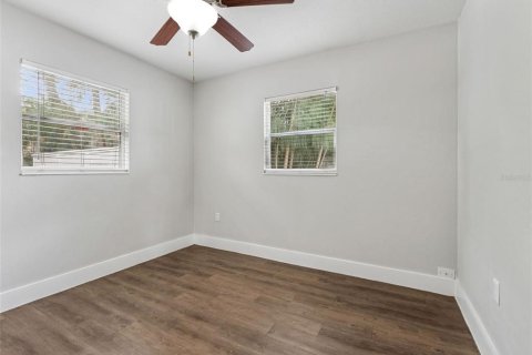 Apartamento en alquiler en Tampa, Florida, 2 dormitorios, 69.68 m2 № 1913447 - foto 12