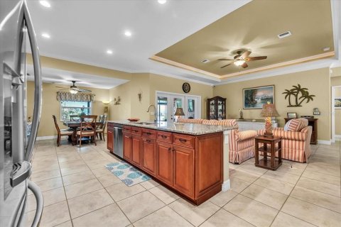 Casa en venta en Lake Suzy, Florida, 3 dormitorios, 185.8 m2 № 2196784 - foto 12