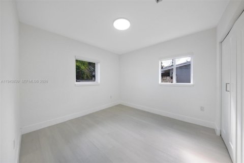 Casa en venta en Miami Gardens, Florida, 3 dormitorios, 139.54 m2 № 2000613 - foto 22