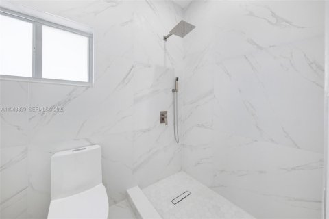 Casa en venta en Miami Gardens, Florida, 3 dormitorios, 139.54 m2 № 2000613 - foto 21