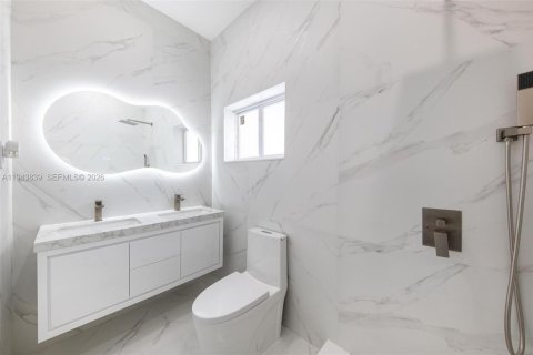 Casa en venta en Miami Gardens, Florida, 3 dormitorios, 139.54 m2 № 2000613 - foto 20