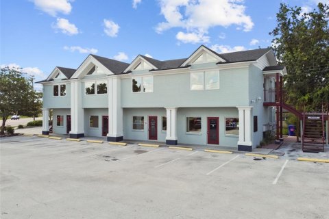 Commercial property in Lakeland, Florida 474.73 sq.m. № 2097303