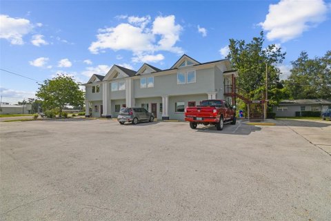 Commercial property in Lakeland, Florida 474.73 sq.m. № 2097303 - photo 18