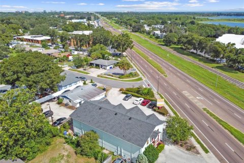 Commercial property in Lakeland, Florida 474.73 sq.m. № 2097303 - photo 9
