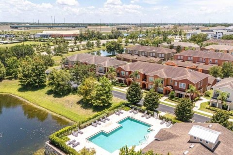 Touwnhouse à vendre à Sanford, Floride: 4 chambres, 179.21 m2 № 1822433 - photo 15