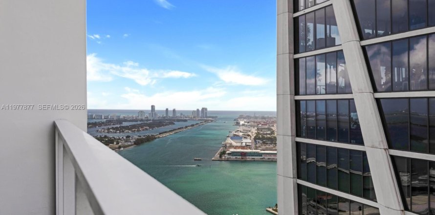 Condo à Miami, Floride, 1 chambre  № 2042007