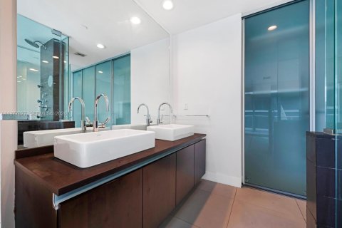 Copropriété à vendre à Miami, Floride: 1 chambre, 75.07 m2 № 2042007 - photo 7