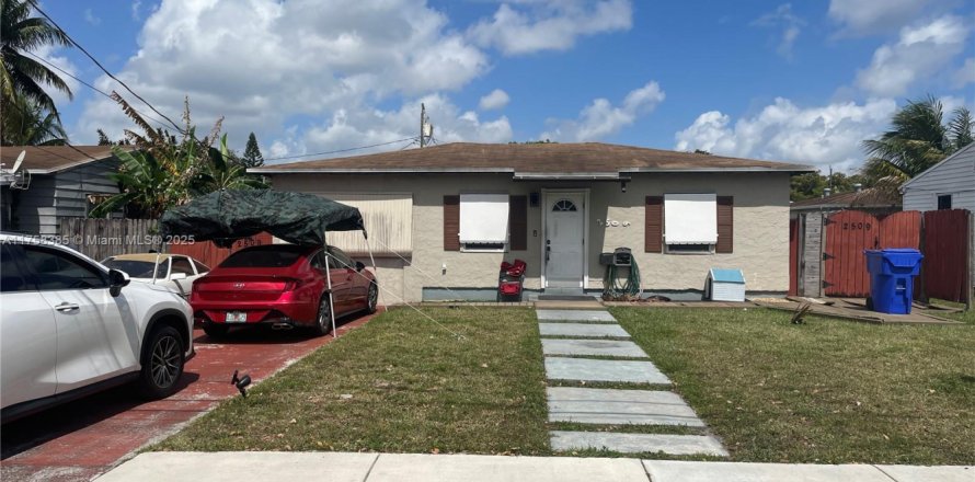 Дом в Холливуд, Флорида 2 спальни, 80.27м2 № 1985398