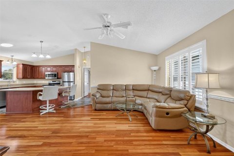 House in The Villages, Florida 3 bedrooms, 150.22 sq.m. № 1914468 - photo 8