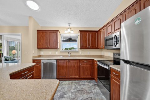 House in The Villages, Florida 3 bedrooms, 150.22 sq.m. № 1914468 - photo 5