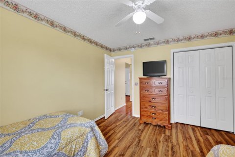 House in The Villages, Florida 3 bedrooms, 150.22 sq.m. № 1914468 - photo 18