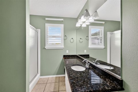 House in The Villages, Florida 3 bedrooms, 150.22 sq.m. № 1914468 - photo 14