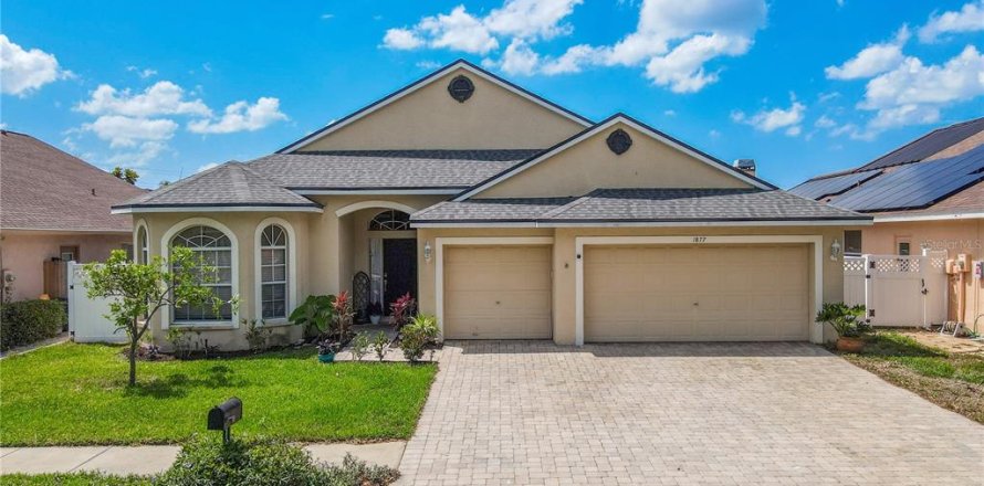 House in Tarpon Springs, Florida 4 bedrooms, 191.19 sq.m. № 1831214