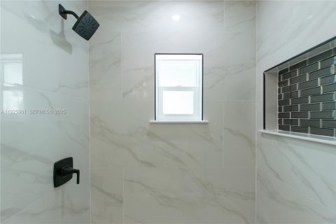 Купить виллу или дом в Норт-Лодердейл, Флорида 4 спальни, 105.17м2, № 1984638 - фото 16