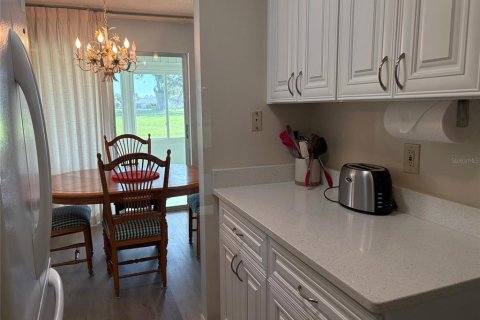 Condominio en alquiler en Sun City Center, Florida, 2 dormitorios, 89.19 m2 № 1901778 - foto 10